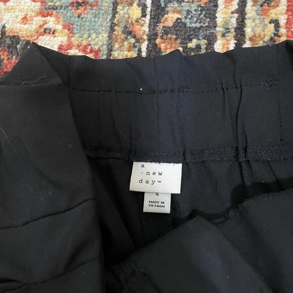 High-Rise Tailored Trousers - A New Day - Picture 3 of 3